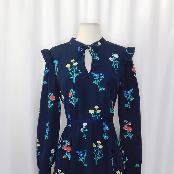 DRAPER JAMES Tisdale Navy Blue Floral Dress Tie Neck Ruffle Shoulders Size 8 - Picture 4 of 12